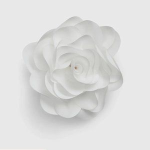 BNWT Gap x LoveShackFancy Rosette Pin